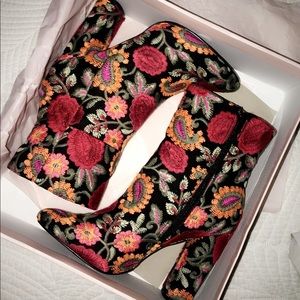 Just Fab floral embroidered booties